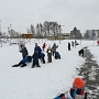 Zabawy ,,Motylków" na śniegu