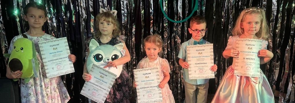 ,,Zaśpiewaj mi..."-konkurs wokalny w MDK-u
