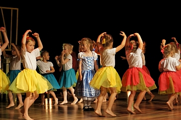 Alicja w krainie czarów 2013