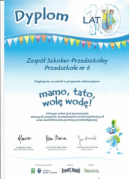 ,,Mamo ,tato wolę wodę"